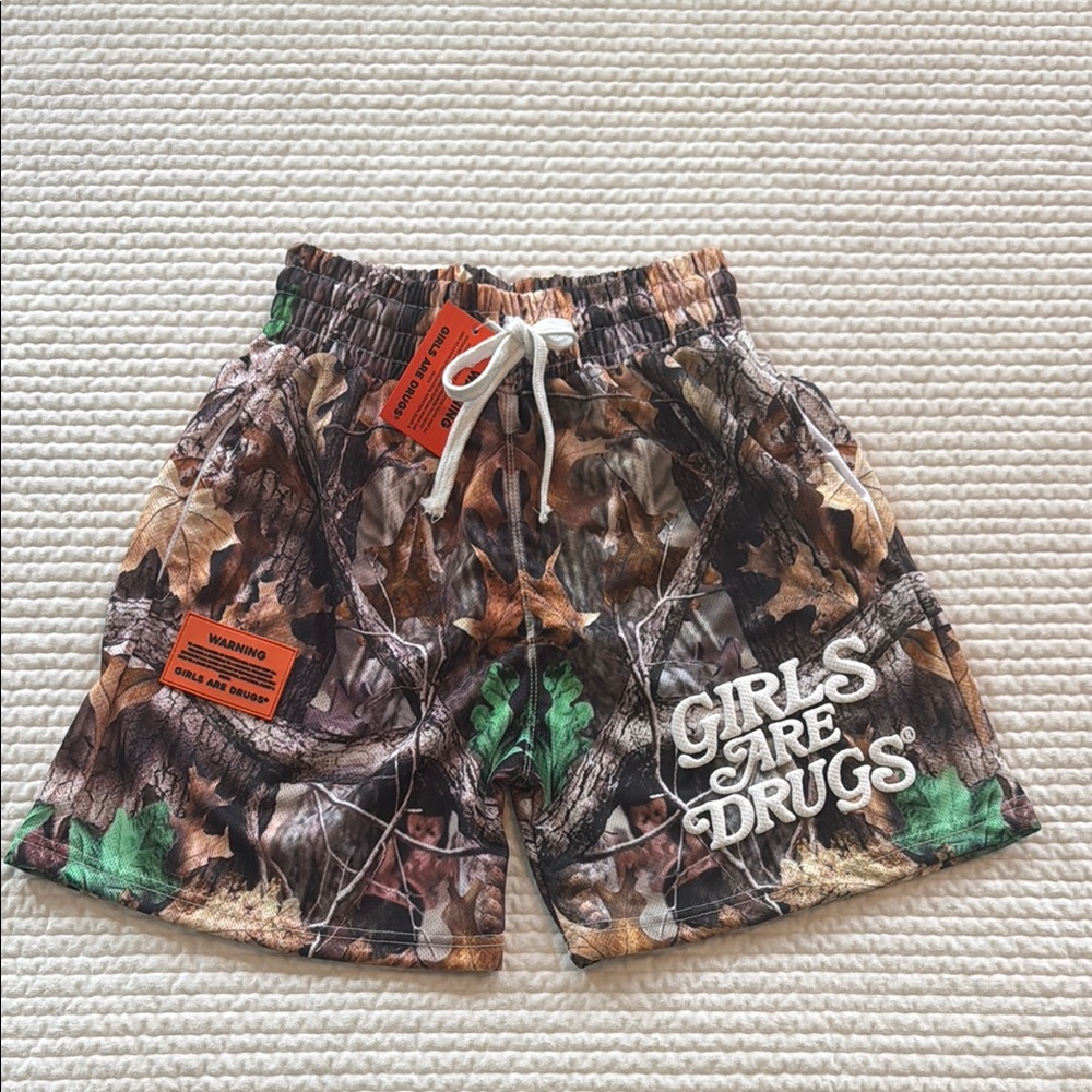 Stylish Camo Men's Athletic Shorts
